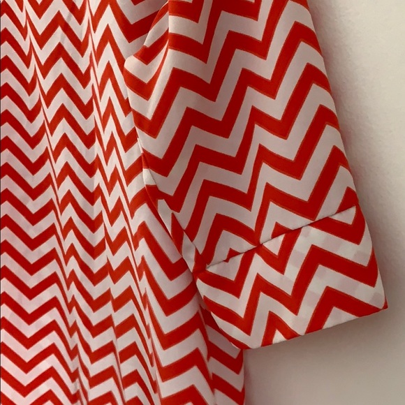 Chevron blouse, super comfortable! - Picture 3 of 3